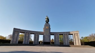 HTB_Private Tours_Battle of Berlin_HTB HTB_Private Tours_Battle of Berlin_HTB